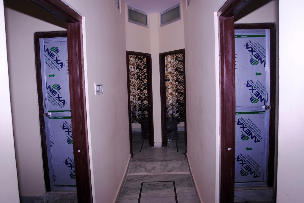 Meru Palace Guest House And Restaurant Tonk Esterno foto